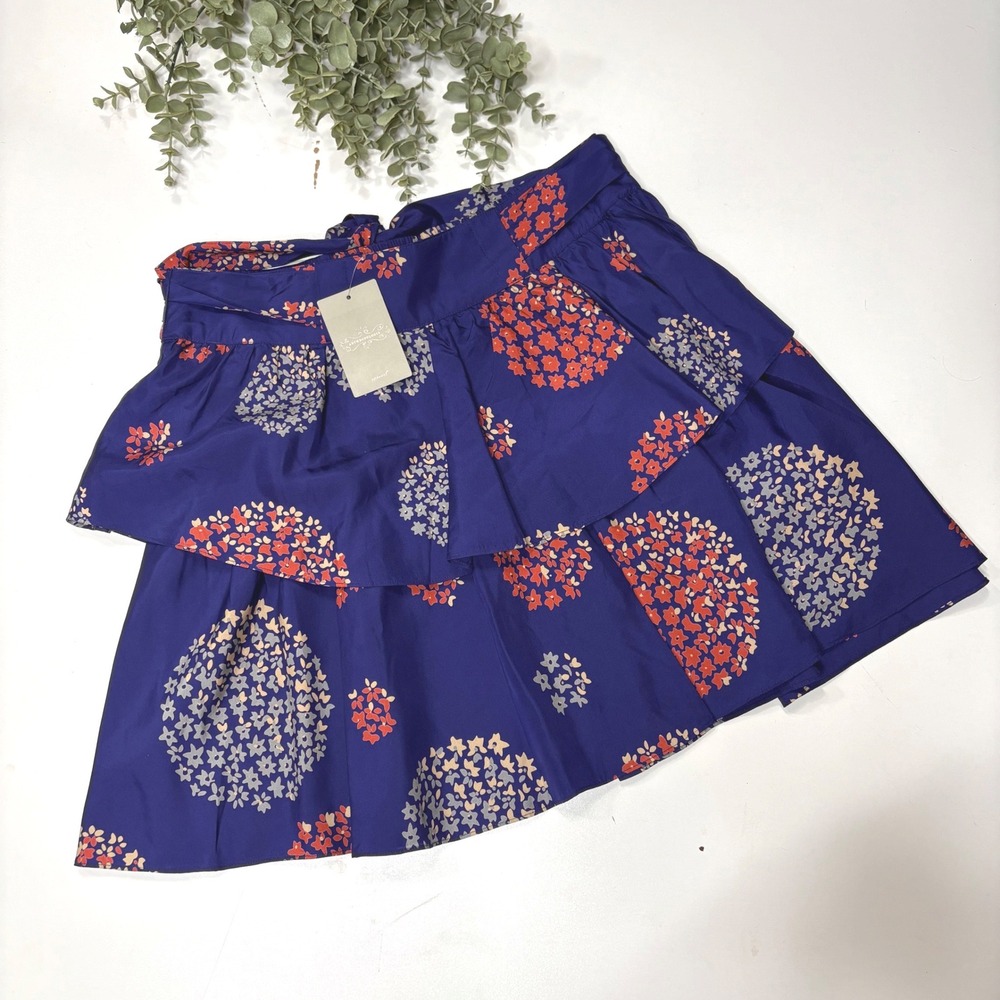 NWT Anthropologie Royal Blue Tiered Mini Skirt with Red and Cream Floral Circles